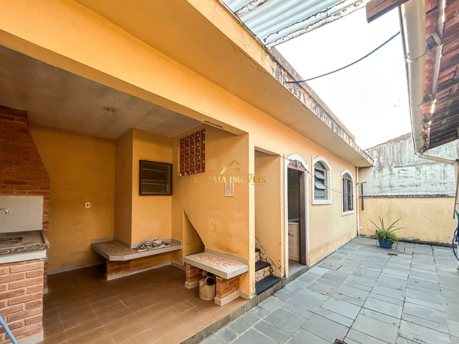 Casa em Belmira Novaes - foto 3