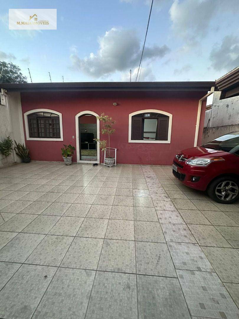 Casa à Venda em Parque D'Aville Residencial, Peruíbe