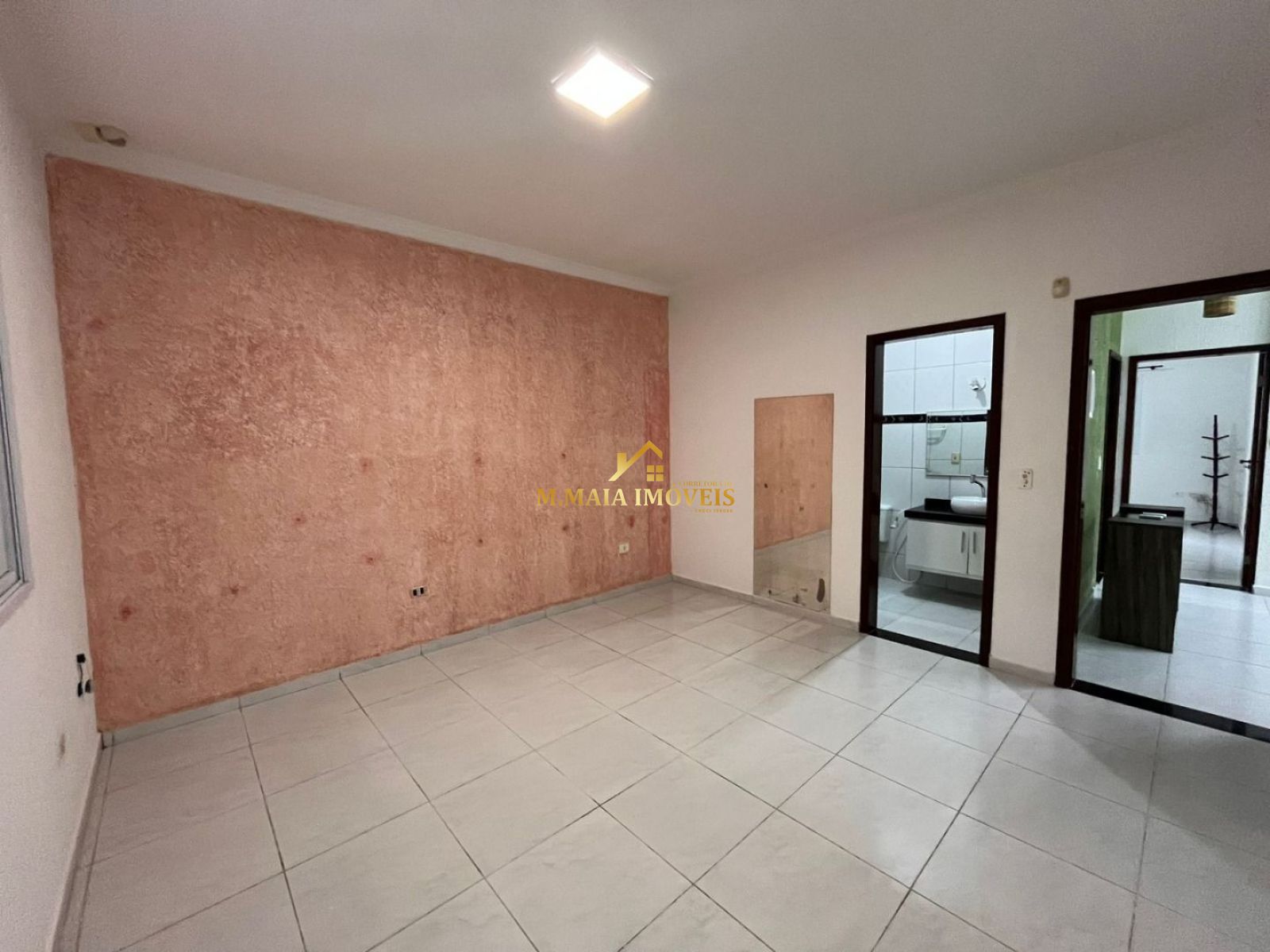 Casa em  - foto 17