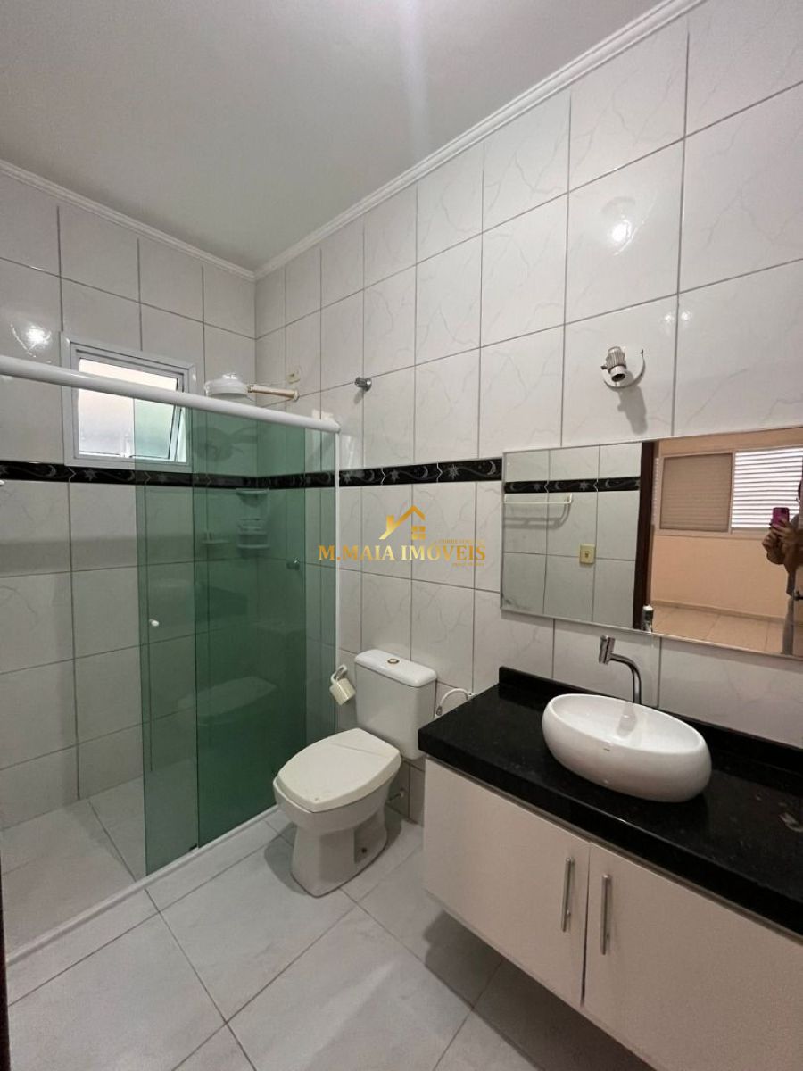 Casa em  - foto 18