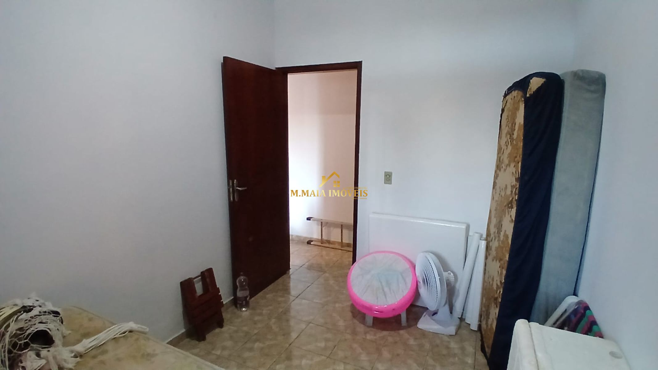 Casa em Belmira Novaes - foto 4