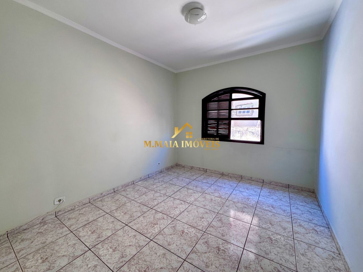Casa em Três Marias - foto 2