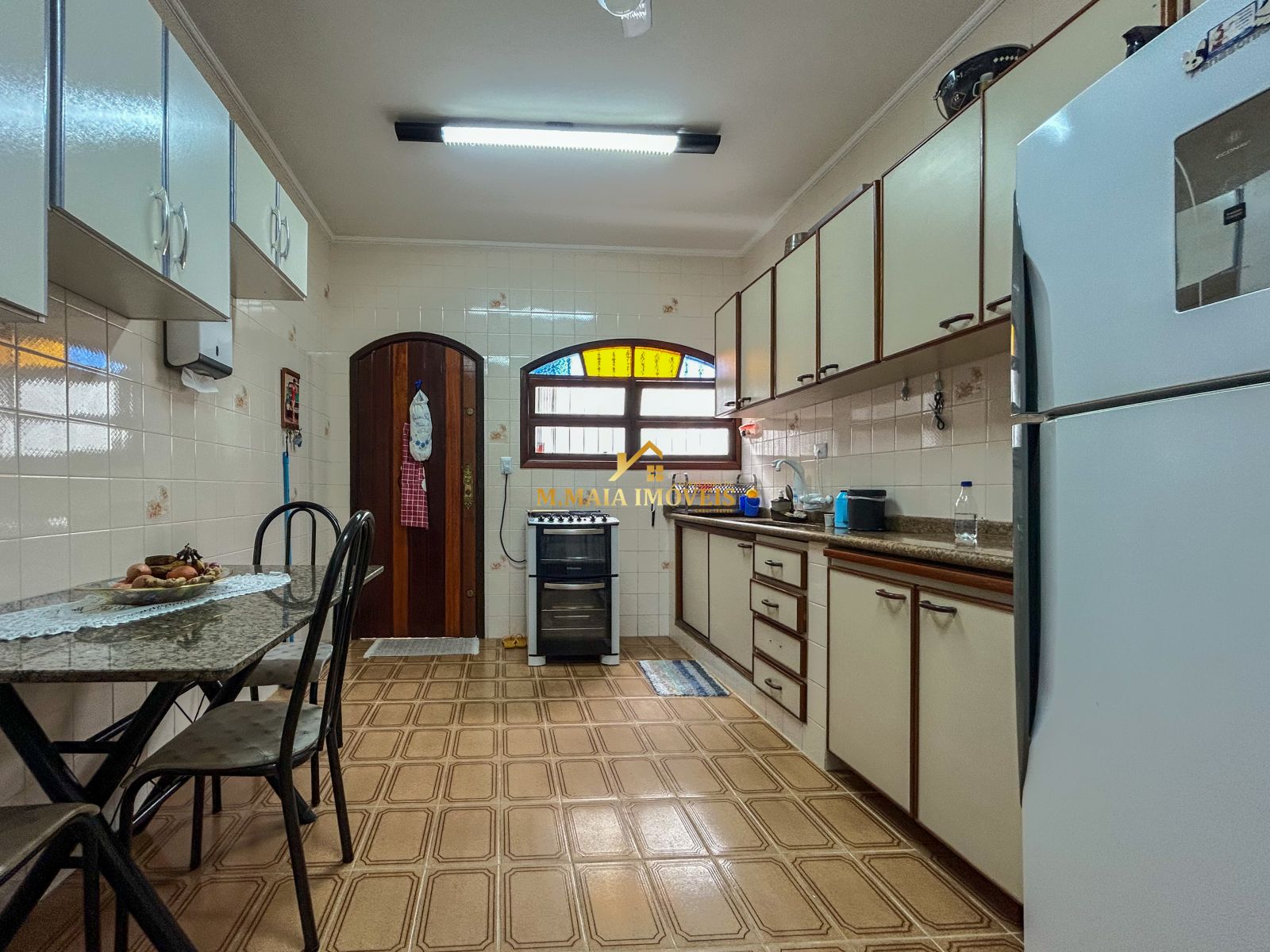 Casa em Belmira Novaes - foto 13