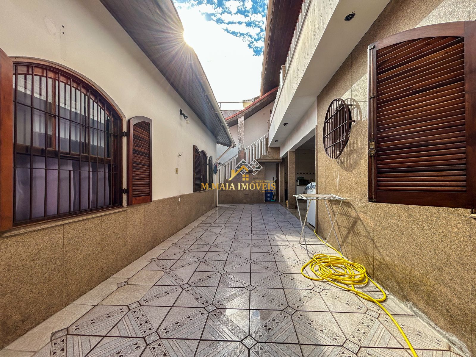 Casa em Belmira Novaes - foto 32
